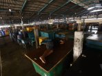 sektor-perikanan-muara-baru-lumpuh-akibat-mogok-massal_20161010_190220.jpg