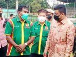 sekum-psms-medan-julius-raja-tiga-dari-kiri.jpg
