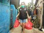 selebgram-tasya-revina-donasi-sembako-korban-banjir_20210224_190914.jpg
