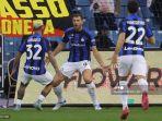 selebrasi-dzeko-setelah-bobol-gawang-ac-milan.jpg