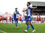selebrasi-elkan-baggott-untuk-bristol-rovers.jpg