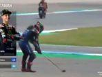 selebrasi-fabio-quartararo-bermain-golf-di-pinggir-lintasan-sirkuit-assen.jpg