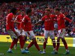 selebrasi-gol-nottingham-forest.jpg