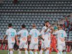 selebrasi-gol-para-punggawa-marseille.jpg