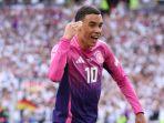selebrasi-jamal-musiala-saat-mencetak-gol-untuk-jerman-di-euro-2024.jpg