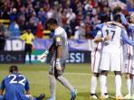 selebrasi-pemain-amerika-serikat_20160617_104020.jpg
