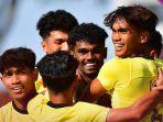 selebrasi-pemain-malaysia-setelah-pesta-gol-11-0-ke-gawang-brunei-di-piala-aff-u19-2024.jpg