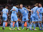 selebrasi-pemain-man-city-kala-melawan-leicester-city.jpg