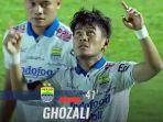 selebrasi-pemain-persib-bandung-ghozali-siregar.jpg