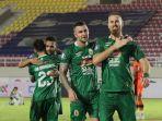 selebrasi-pemain-pss-sleman-mario-maslac-kanan-setelah-mencetak-gol.jpg