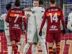 selebrasi-pemain-spezia-usai-membobol-gawang-as-roma-di-coppa-italia-rabu-2012021.jpg