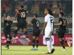 selebrasi-pemain-timnas-indonesia-marc-klok-fachruddin-aryanto-dimas-drajad-dan-elkan-baggott.jpg