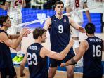 selebrasi-pemain-voli-amerika-vnl-2024.jpg