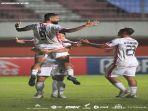 selebrasi-penyerang-borneo-fc-fransisco-torres.jpg