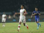 selebrasi-penyerang-persis-solo-ramadhan-sananta-saat-melawan-persib-bandung-piala-presiden-2024.jpg