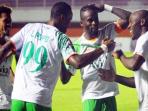 selebrasi-persebaya-surabaya_20141201_085922.jpg