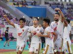 selebrasi-pesepak-bola-psm-makassar-kenzo-nambu-kedua-kiri.jpg