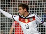 selebrasi-thomas-mueller_20141115_050143.jpg