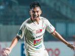 selebrasi-witan-sulaeman-saat-mencetak-gol-debut-untuk-persija-jakarta.jpg