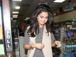 selena-gomez-oke123_20151003_142721.jpg