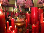 sembahyang-jelang-imlek_20150219_125155.jpg