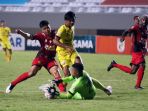 semen-padang-kalahkan-muba-babel-united-1-0_20211021_004506.jpg