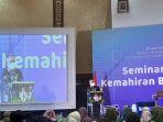 seminar-dan-lokakarya-kemahiran-berbahasa.jpg