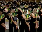 senam-masal-wisuda-stikes-karya-husada-pecahkan-rekor-laprid_20190312_163001.jpg