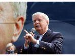 senator-as-lindsay-graham.jpg