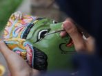 seni-dan-pengrajin-topeng-nasibmu-kini_20170202_110558.jpg