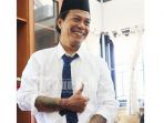 seniman-tato-jadi-anggota-dewan_20170426_124022.jpg
