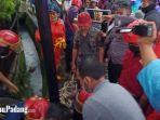sentuh-lampu-penerangan-jalan-pemuda-di-padang-tewas-tersetrum-saat-pasang-baliho.jpg