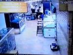 seorang-anak-berusia-3-tahun-bernama-emir-nyaris-jadi-korban-penculikan_20171219_122228.jpg