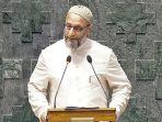 seorang-anggota-parlemen-india-asaduddin-owaisi-meneriakkan-hidup-palestina.jpg