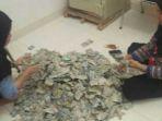 seorang-ibu-beli-motor-dengan-sekarung-uang-pecahan-rp2000.jpg