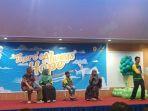 seorang-ibu-rumah-tangga-irt-reni-puspa-dewi-bersama-anaknya-muhammad-irsyad.jpg