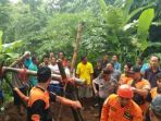 seorang-nenek-di-jepara-tewas-setelah-tercebur-ke-wc_20180119_115546.jpg