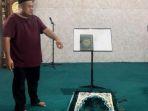 seorang-wanita-di-jambi-nekat-mencuri-karpet-masjid.jpg