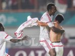 sepak-bola-asian-games-2018-timnas-u-23-indonesia-kuat-tapi-uea-bermain-lebih-pintar_20180824_205500.jpg