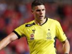 sepak-bola-asian-games-2018-wasit-shaun-evans-robert-jadi-sasaran-kekecewaan-netizen_20180824_194604.jpg