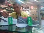 sepatu-legas_20141208_204140.jpg