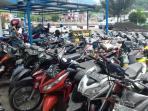sepeda-motor-sitaan-di-polres-tana-toraja_20160728_124635.jpg