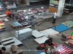sepinya-pengunjung-pasar-batu-akik-di-kota-semarang_20151005_175028.jpg
