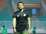 septi-mandala-ketika-berada-di-stadion-pakansari-cibinong.jpg