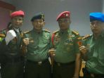 seragam-ormas-mirip-seragam-tni_20170718_190558.jpg