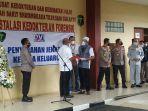 serah-terima-jenazah-sriwijaya-nih3.jpg