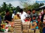 serahkan-bantuan_20160215_193919.jpg