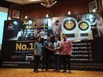 seremoni-penyerahan-penghargaan-sales-satisfaction-index.jpg
