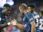 serge-aurier-n-lucas-moura_20160823_191103.jpg
