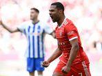 serge-gnabry-selebrasi-gol-ke-gawang-hertha-berlin.jpg